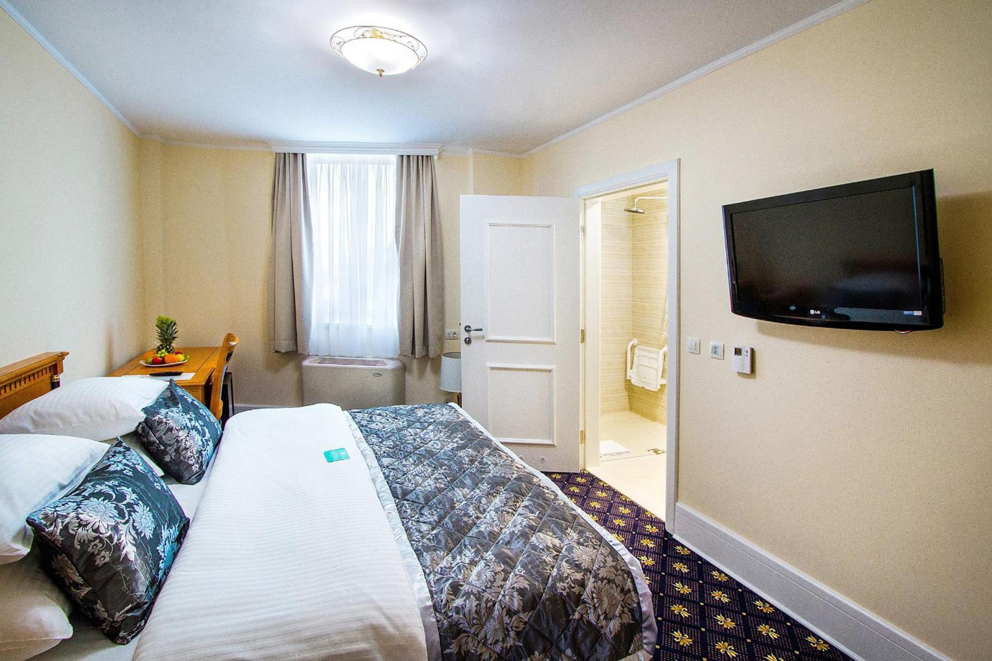 A Hoteli - Hotel Sloboda Šabac Esterno foto