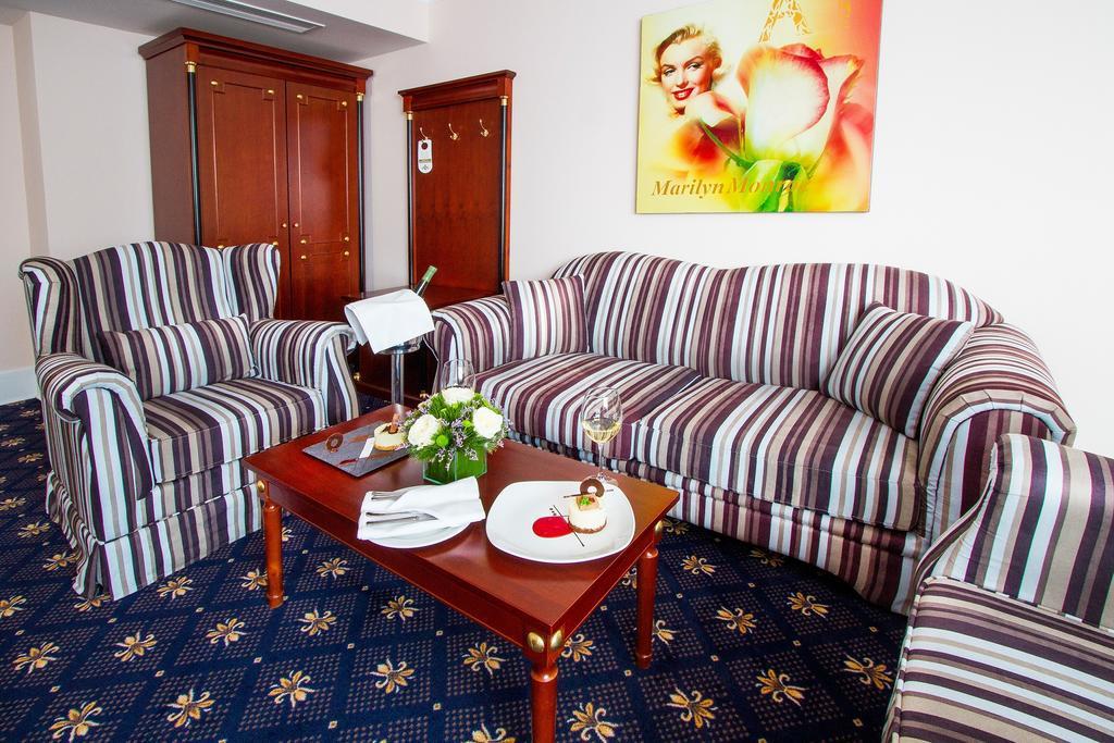 A Hoteli - Hotel Sloboda Šabac Camera foto