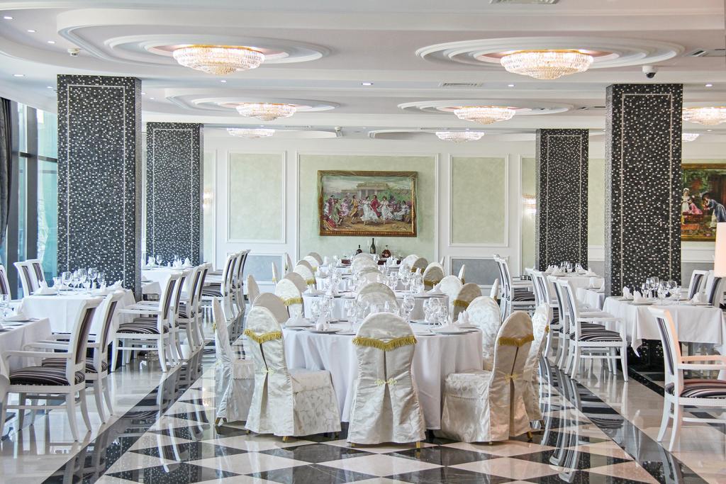 A Hoteli - Hotel Sloboda Šabac Esterno foto
